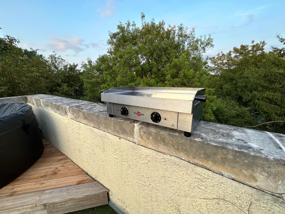 Rooftop - Cosy Flat Centre Senlis サンリス エクステリア 写真